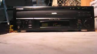 Pioneer CLD D701 LaserDisc player [upl. by Gregrory]