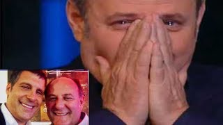 Gerry Scotti si commuove nel vedere Fabrizio Frizzi [upl. by Dusza]