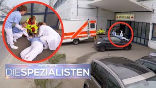 Pfleger wird UMGEFAHREN 😱 Erkrankte Frau rast mit Auto vor Notaufnahme 💥🏥  Die Spezialisten  SAT1 [upl. by Carrew535]