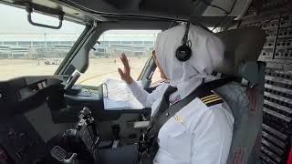 MALAYSIA AIRLINES BOEING 737800 COCKPIT LANDING AND TAKE OFF [upl. by Enyluqcaj]