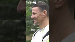 Khalid Boulahrouz voetbalt nog altijd maar ‘De Kannibaal’ is nu toch wat rustiger geworden 😂 [upl. by Bertle]