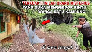 Untung direkam inilah orang misterius yang sering menggedor pintu warga kampung [upl. by Deden735]