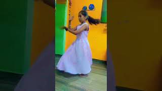 Pothiya eathi songs shorts shortsfeed azhagudevineelan dance [upl. by Alikahs]