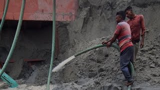 Unloading sand form ship 12 [upl. by Schaab594]