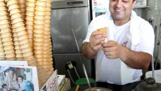 Turkish ice cream demonstration sale トルコアイス販売実演 [upl. by Elkin126]