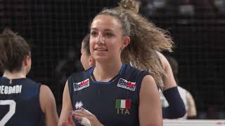 Gaia Giovannini Italian volleyball players  Volleyball Moments [upl. by Kcub]