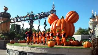 halloween disneyland paris 2012mp4 [upl. by Spense376]