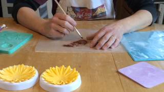 Gum Paste Flowers How to Make Sunflowers [upl. by Bucher858]