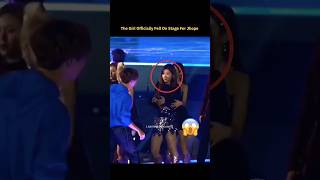 Itzy chaeryeongs reaction to show jhope 😎😏 pls like amp sub btsshortsshortsbtseditsbtsforever [upl. by Annuhsal]