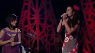 Julieta Venegas  Ilusión a dúo con Marisa Monte [upl. by Thorny981]