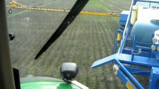 Sonic 7230WS WeedSeeker equipped boom spray  blanket spraying [upl. by Rodge267]