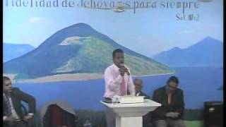 Pastor Felix Estevez predicando en Los pentecostales de Grumbein parte 1 [upl. by Altheta]