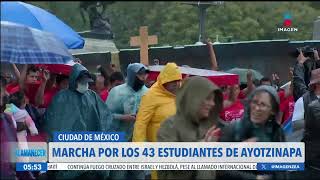 Ayotzinapa 10 años Padres de los estudiantes salen a las calles para exigir justicia [upl. by Inele]