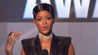 Rihanna Wins Iconic Award  AMA 2013 [upl. by Otit]