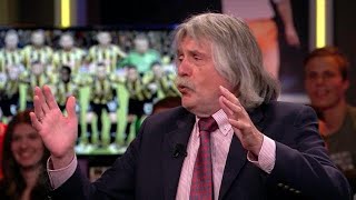 Johan Derksen over de vreselijke linksbacks van Nederland  VOETBAL INSIDE [upl. by Attiuqahs]