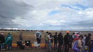 RNZAF Boeing 757 Fast Flyby [upl. by Delphine]