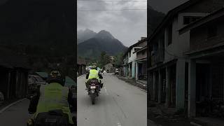 Bike trip to Leh Ladakh 😍 biketriptoladakh biketriptolehladakh mountainlovers virtualtours [upl. by Ahsikel569]