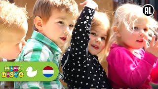 DE WIELEN VAN DE BUS  Kinderliedjes  Kinderdagverblijf  Minidisco [upl. by Alah]