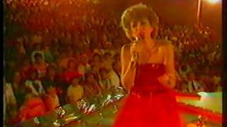 Corina Chiriac  Pai de ce Live Mamaia85 [upl. by Auqinal]