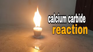 Calcium carbide stone reaction with water and makes acetylene gas with high flame [upl. by Child653]