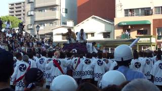 平成２２年 松山秋祭り 道後温泉駅前（神輿鉢合せ）５ [upl. by Ennairej604]