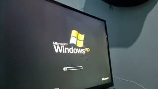 windows XP startup on real hardware [upl. by Nailij607]