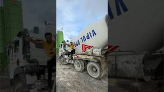 Cement mixer vs water tanker fight and no damaged shrots [upl. by Eita85]