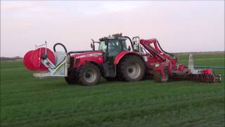 Loonbedrijf Hoekstra aan het sleepslangen met Massey Ferguson 7495 amp Roelama sleepslang bemester [upl. by Yrtsed]