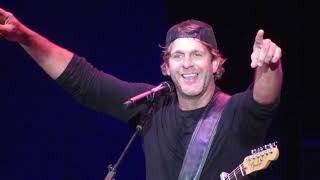 Billy Currington at the UWM Panther Arena on April 13 2019 [upl. by Shute]