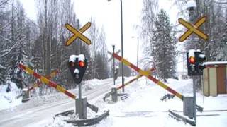 Finnish freight train 3365 passed Eerola level crossing [upl. by Perusse429]