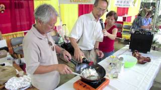 Cooking 7Minute Chicken Chow Fun [upl. by Anitan]