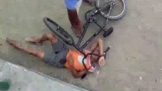 Essa é pra patrocinio bike fail [upl. by Anoyet755]