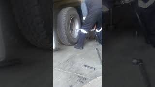 Makanika Ari pabasa hake ElliotNdawi Heavy duty trucks and buses [upl. by Airan201]