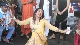 Aaja Aaja Mere Mitthu Miyan Madam Chandni Live song [upl. by Sidnarb]