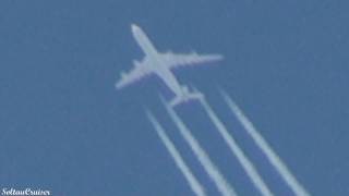 NEW German quotAir Force Onequot Airbus A340 Contrails over Berlin 03032011 [upl. by Clarhe799]