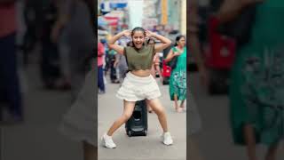 සමාධි පාරේ මැද්දෙ දාපු ඩාන්ස් එක😱Samadi Rathnayakaytshort viralshorts newtiktok tiktokdance [upl. by Sirk834]