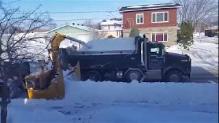 opération déneigement au Québec 10 janvier 2018 [upl. by Notyalk493]