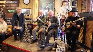 Dr Jazz  Trudgeons Trad Jazz Troubadours live at the Old Duke [upl. by Imotih]