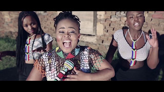 Naledi Brown  Ndiyamthanda lo Bhuti Official Music Video [upl. by Miyasawa]