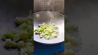 Phool gobhi ki sabji 😋🌿 healthy food desi khana videoyt ytshorts foodie food status song [upl. by Sorensen]