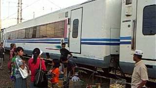 Kereta Api Argo Sindoro melewati lokasi Anjlokan KRL Manggarai [upl. by Sarene]