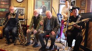 Royal Garden Blues  Trudgeons Trad Jazz Troubadours [upl. by Tammany]