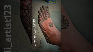 Pairon ki mehandi design mehandiartist123 komalsikhwal art mehandii [upl. by Oneladgam677]