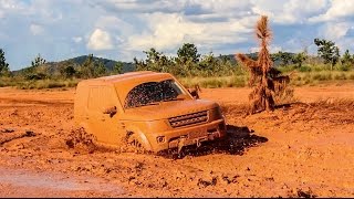 Teste  Land Rover Discovery 4 HSE Diesel  Falando de Carro [upl. by Nrublim]