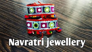 DIY bajubandnavratri jewellerypompom JewelleryArmlet Vankihow to make bajubad Bangel [upl. by Leterg]