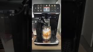 Philips Serie 5500 Macchina da caffè Espresso automatica Recensione [upl. by Ahsilat248]