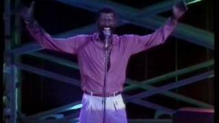 Teddy Pendergrass  Turn Off The LIghts Live 1982 [upl. by Baer]