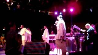 The Stylistics  People Make The World Go Round LIVE [upl. by Netsyrc]