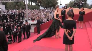 Festival de Cannes  Le tapis rouge de La Conquête de Xavier Durringer [upl. by Boone]