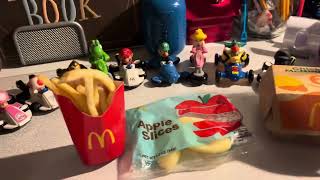 McDonalds Happy Meal of Mario kart 8 deluxe Unboxing [upl. by Lerner867]